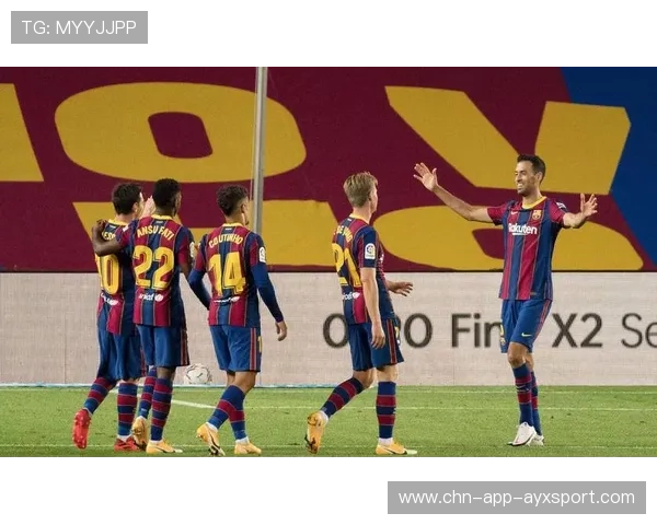 巴萨前场连线精妙，诺坎普再见足球之美