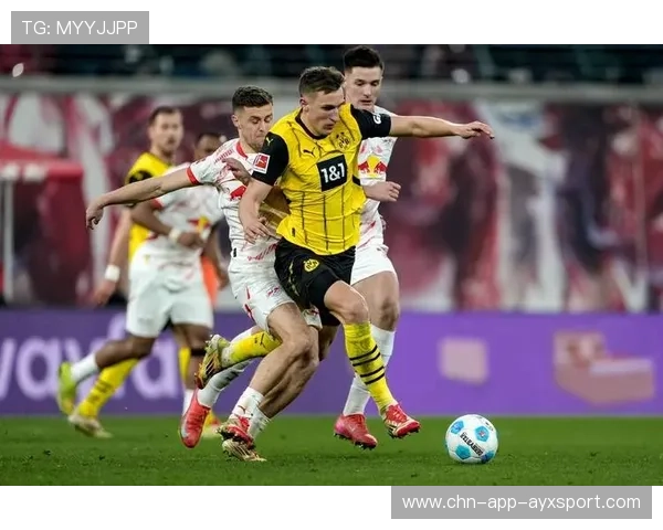 德甲莱比锡中场截断并转攻,门前把握率高 德甲莱比锡中场截断并转攻,门前把握率高