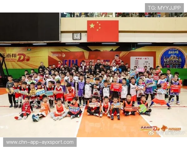 退役球员职业技能培训班吸引大量青年参与，职业球员退役后去干什么