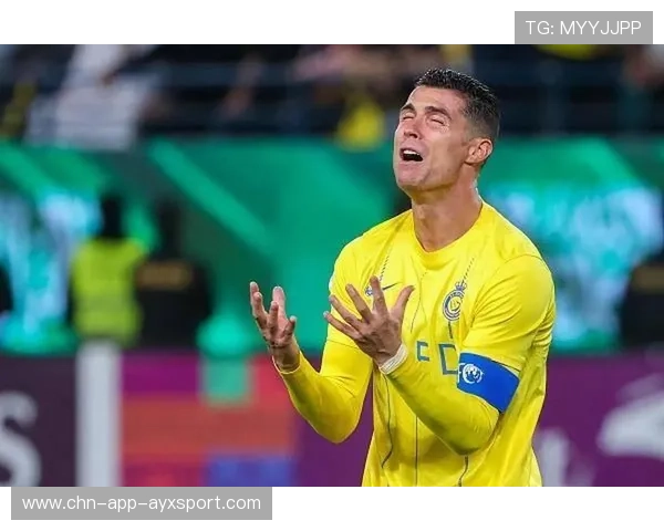 C罗吸引包夹分球，利雅得胜利空位得分，c罗对阵利物浦进球